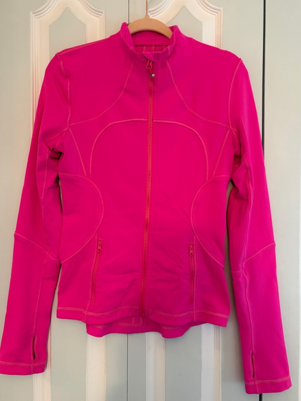 💖 Lululemon Hot Pink Zip-Up Jacket | Thumbholes
